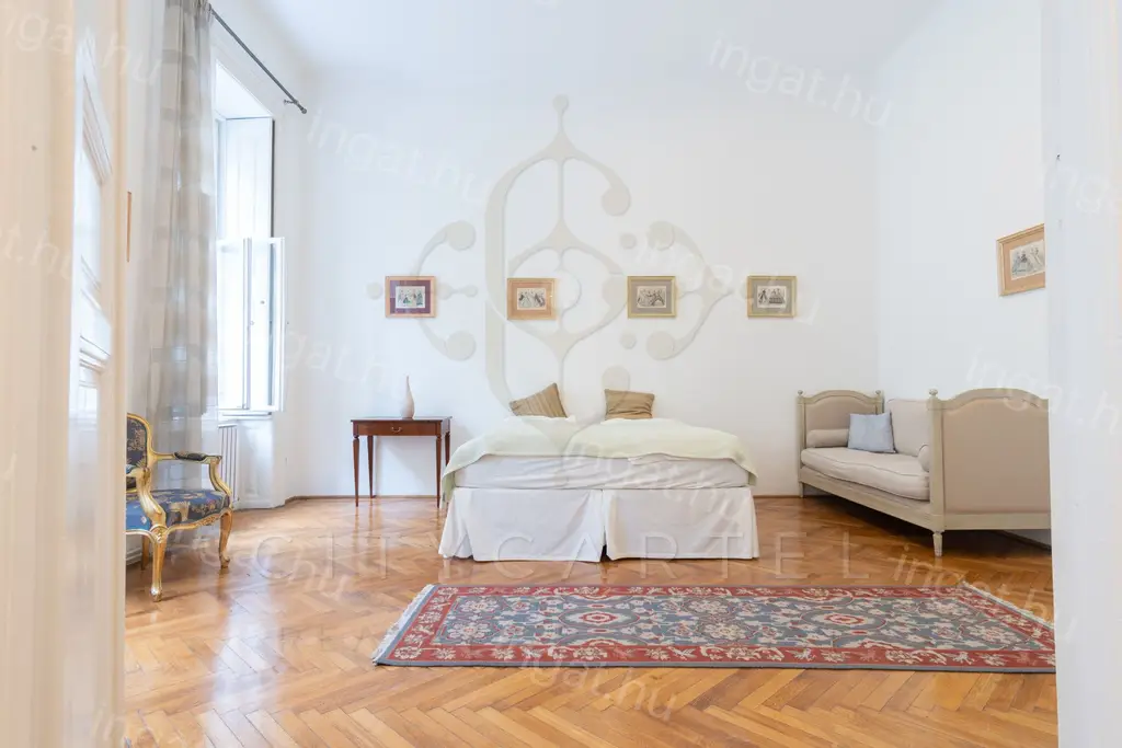 Budapest, V. kerület — Téglalakás (#10822966)