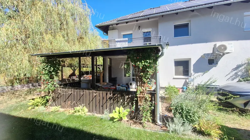 Gödöllő — Ikerház (#2518395)