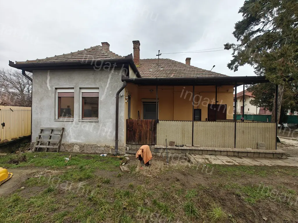 Veresegyház — Családi ház (#2518265)