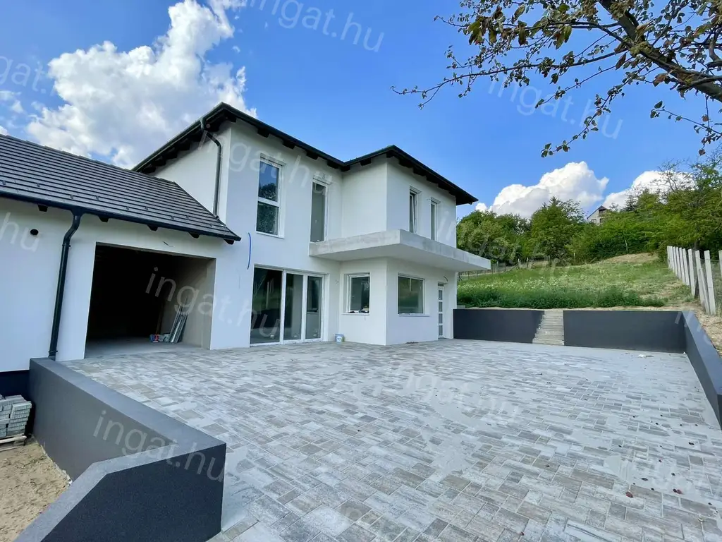 Gödöllő — Ikerház (#2517787)