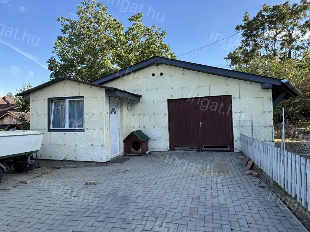 Pécel — Családi ház (#2518406)