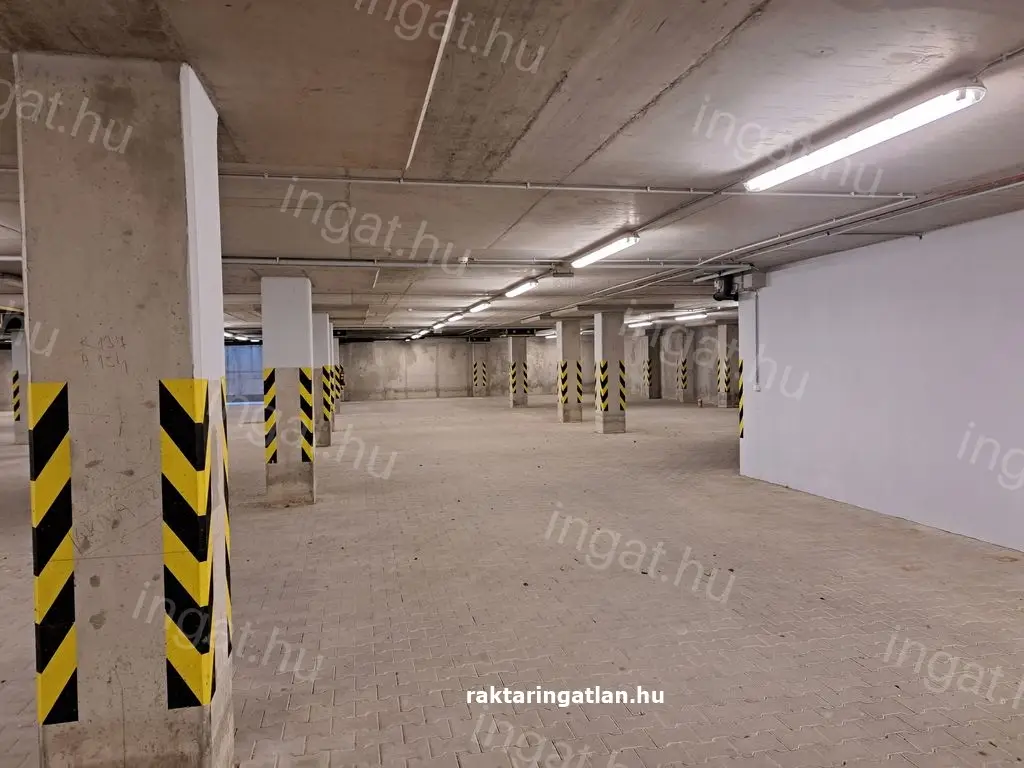 Kiadó 951 m2 raktár 260 cm-es belmagassággal Budapest XI kerület Budafok