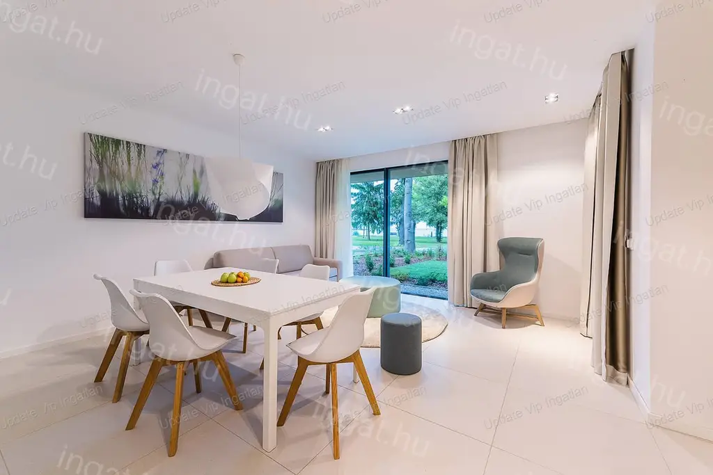LUXUS APARTMAN TIHANYBAN, KÖZVETLENÜL A BALATON KÖZELÉBEN – PANORÁMÁVAL ÉS PARKOLÓVAL!