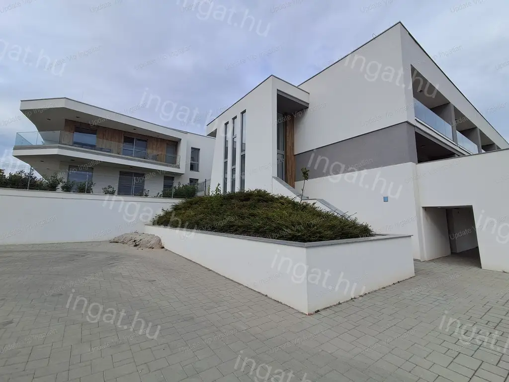 Prémium újépítésű lakások a Balaton északi partján – Alsóörsön!