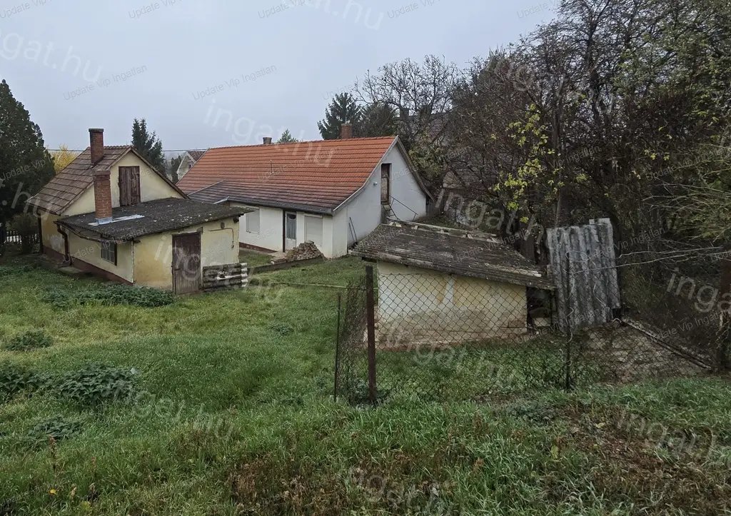 SIÓFOK KILITIN KÖZPONTHOZ KÖZELI TELEK ELADÓ!