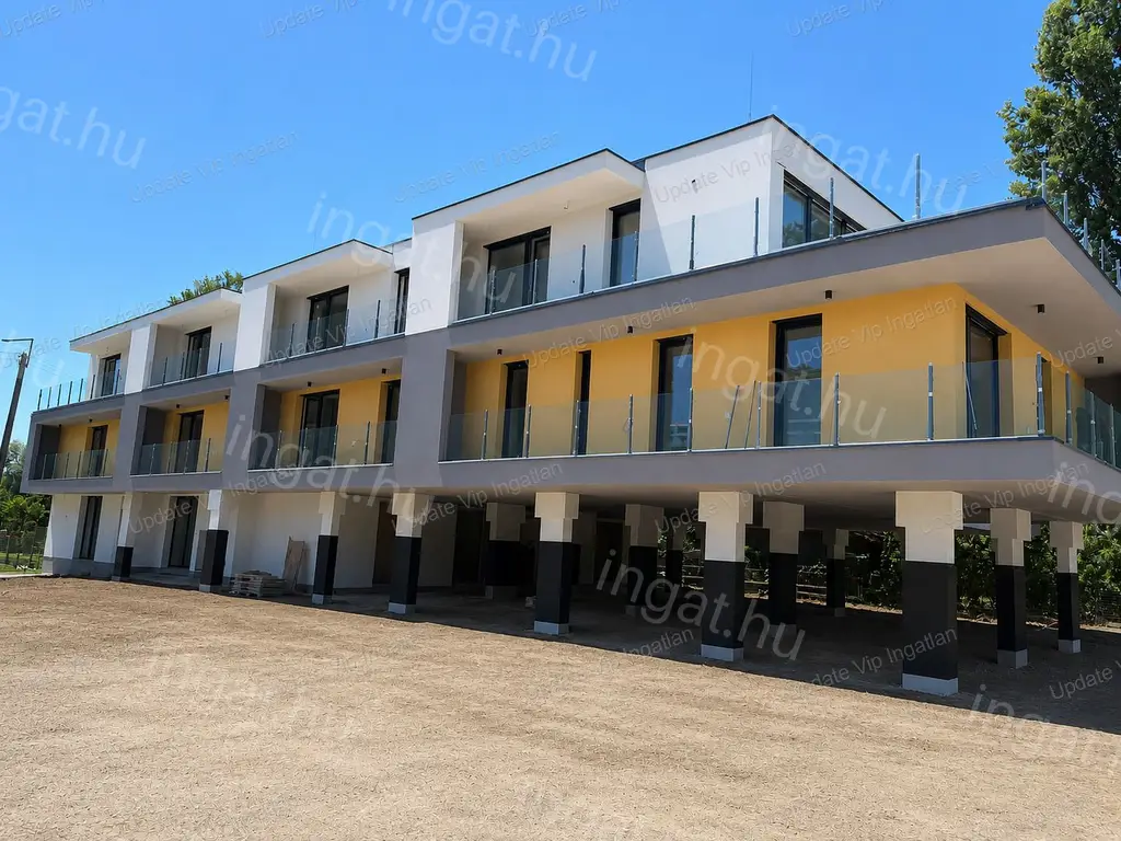 Modern új építésű lakások eladók a Balaton partján! ÁRCSÖKKENÉS!