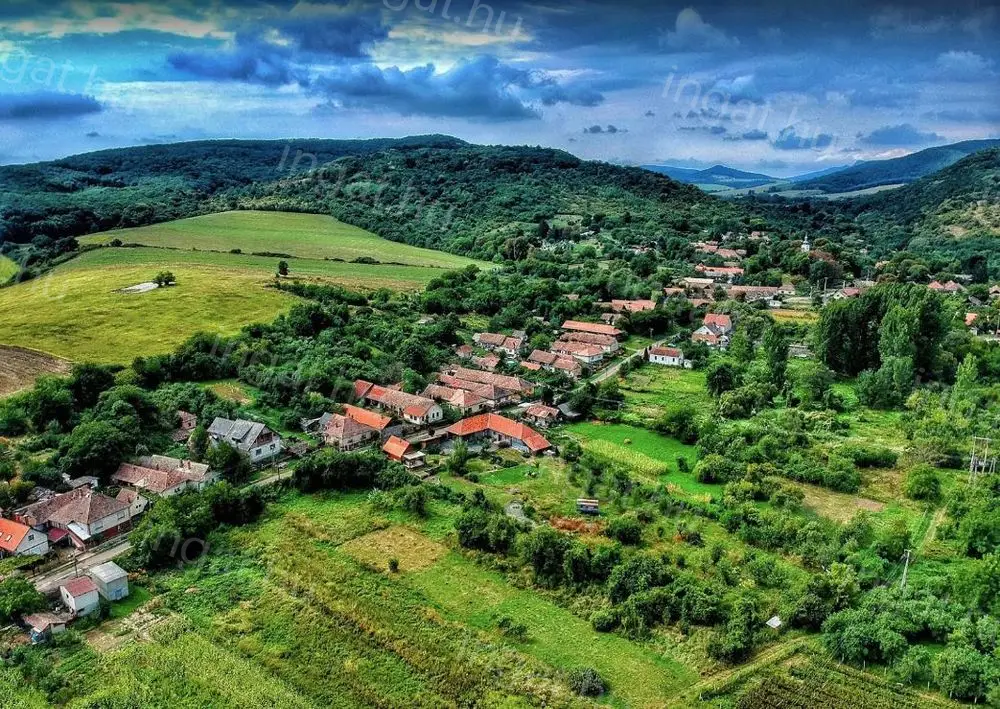Bér külterületi telek