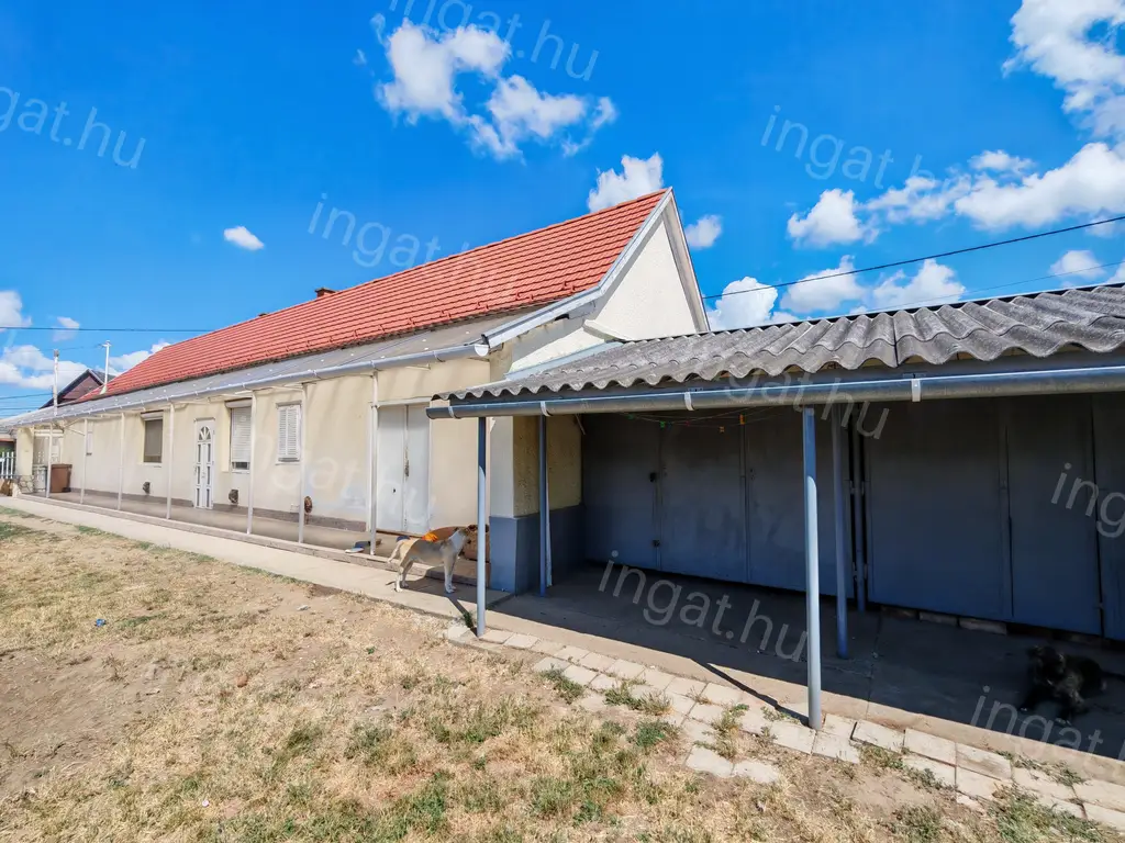 Ecséd eladó családi ház