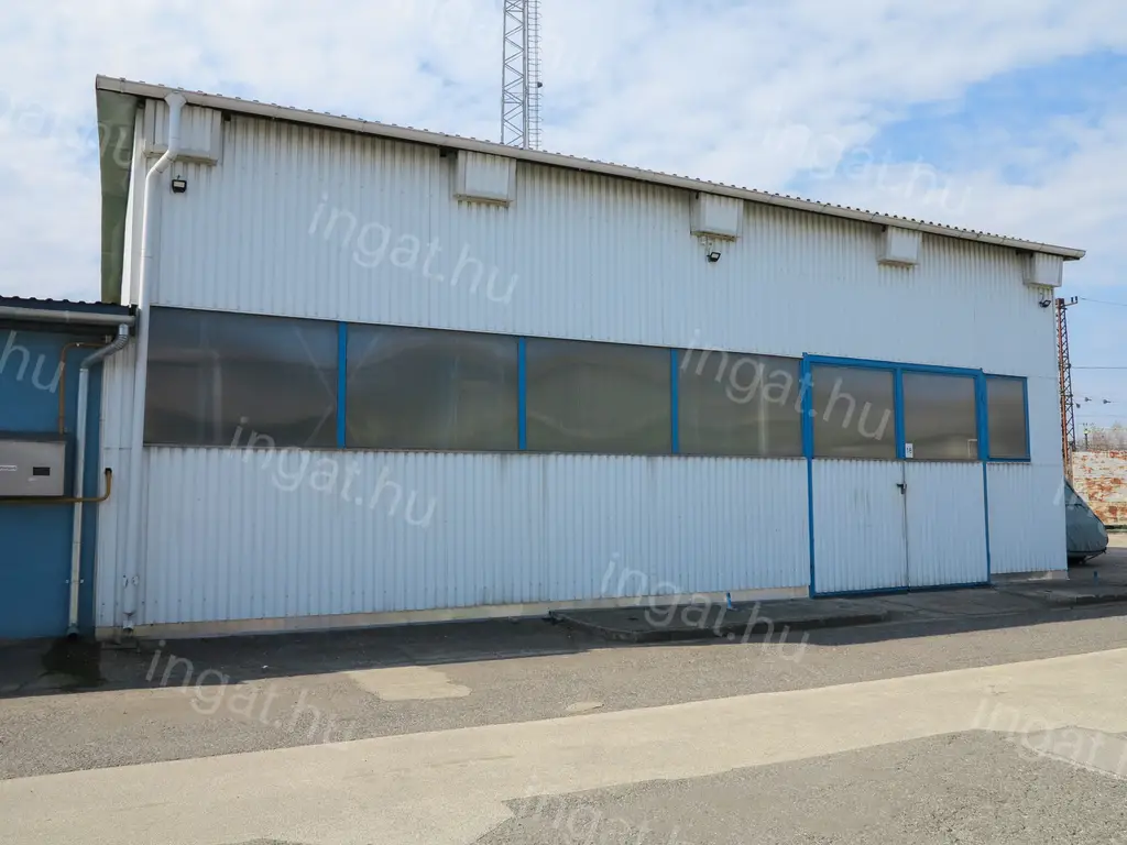 KIADÓ 168 M²-ES RAKTÁR - NAGY BELMAGASSÁG, PRAKTIKUS KIALAKÍTÁS