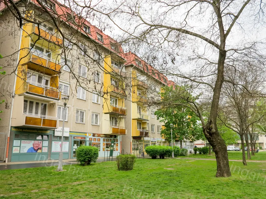 ELADÓ 2 SZOBÁS LAKÁS KECSKEMÉT BELVÁROSÁBAN!!