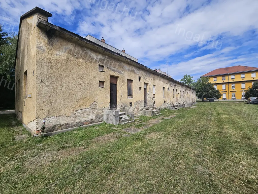 Pápa — Ház (#320190)