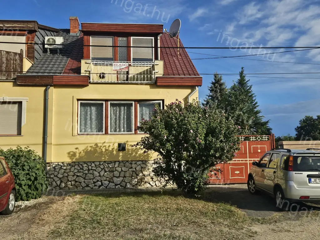 Pápa — Ház (#358772)