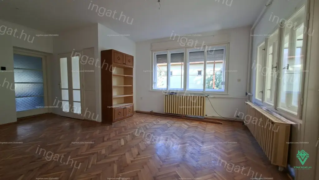 Eladó családi ház, Nagybánhegyes